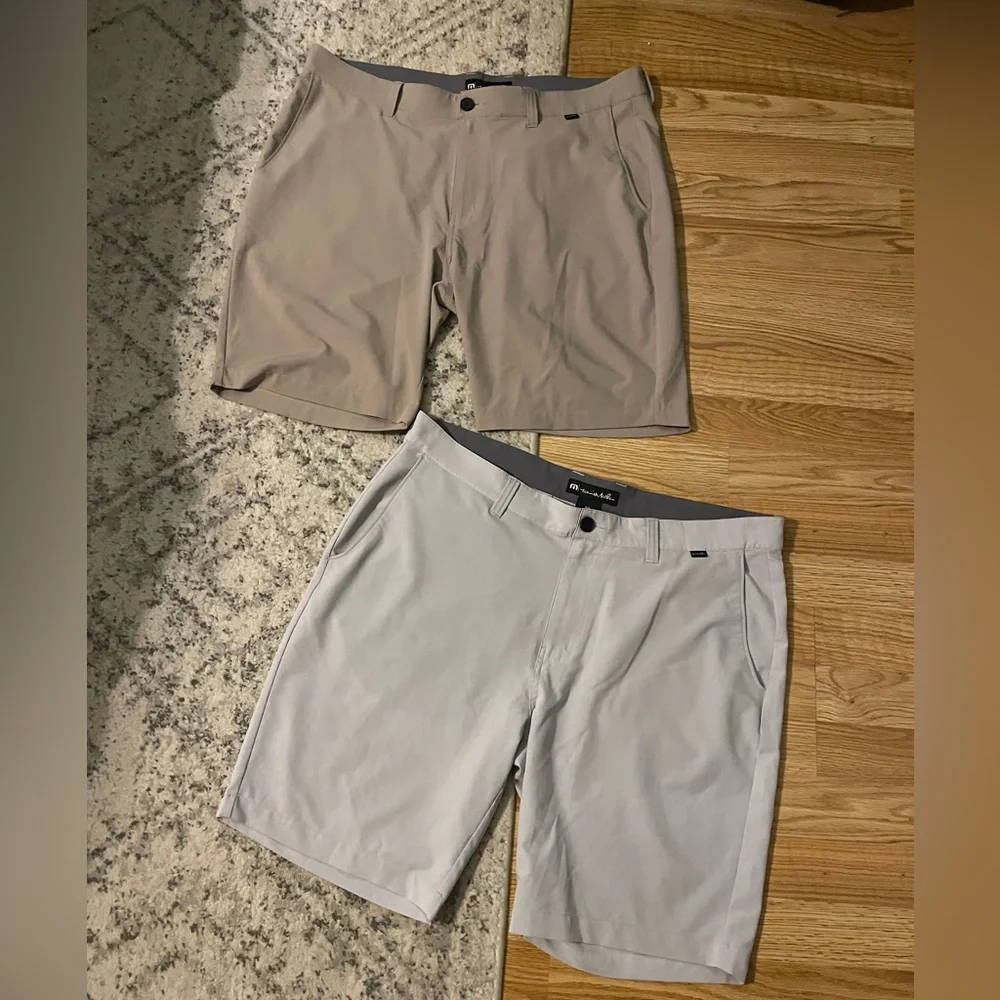 TravisMathew Tech Golf Shorts Set of 2 Khaki‎ Tan Size 38 Performance Stretch